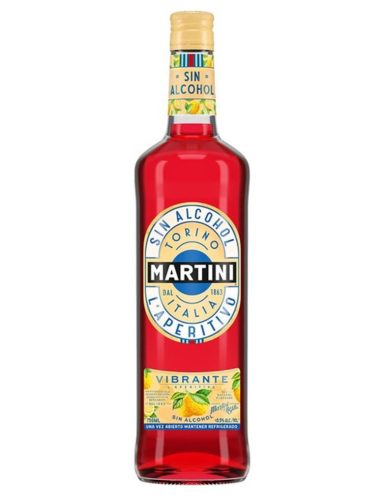 Botella de vermut Martini Rosso, color rojo con etiqueta distintiva y tapa amarilla.